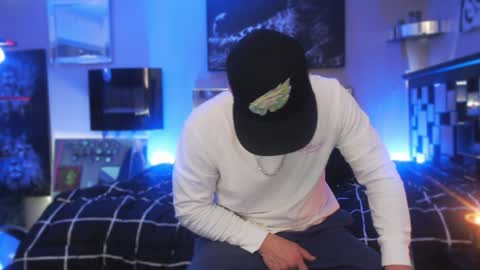 Snapshot of tommy_knuckles chatting on January 2025 07:24:01 AM Tommy online show from January 2025 07:24:01 AM