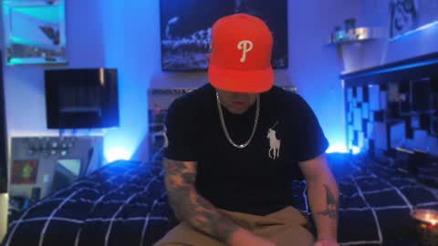 Snapshot of tommy_knuckles chatting on January 2025 04:27:01 PM Tommy online show from January 2025 04:27:01 PM