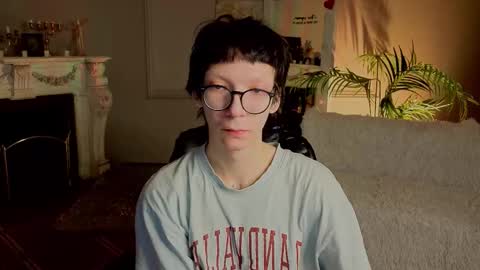 Snapshot of tommy_stars chatting on March 2026 05:22:01 AM tommy_stars online show from March 2026 05:22:01 AM