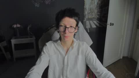 Snapshot of tommy_stars chatting on April 2026 08:33:01 PM tommy_stars online show from April 2026 08:33:01 PM