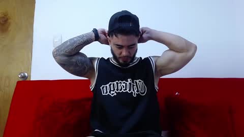 Snapshot of tommyblessd1 chatting on January 2025 02:50:02 AM Steven online show from January 2025 02:50:02 AM