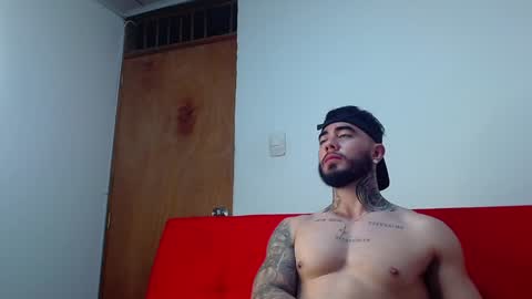 Snapshot of tommyblessd1 chatting on January 2025 09:47:01 AM Steven online show from January 2025 09:47:01 AM
