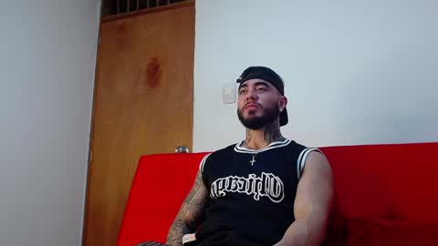 Snapshot of tommyblessd1 chatting on January 2025 10:10:01 AM Steven online show from January 2025 10:10:01 AM