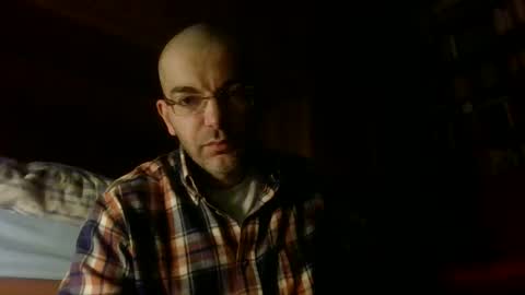 tommycorner online show from December 2024 11:42:01 PM