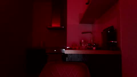 Snapshot of tommyx01 chatting on January 2025 09:40:02 PM Thomas Fit online show from January 2025 09:40:02 PM