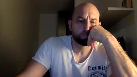 Snapshot of tommyx01 chatting on January 2025 07:03:01 AM Thomas Fit online show from January 2025 07:03:01 AM