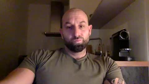 Snapshot of tommyx01 chatting on January 2025 09:04:01 PM Thomas Fit online show from January 2025 09:04:01 PM