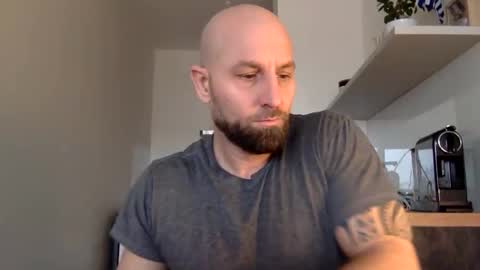 Snapshot of tommyx01 chatting on February 2025 08:39:01 AM Thomas Fit online show from February 2025 08:39:01 AM