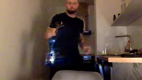 Snapshot of tommyx01 chatting on February 2025 09:02:01 PM Thomas Fit online show from February 2025 09:02:01 PM