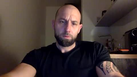 Snapshot of tommyx01 chatting on March 2025 09:22:01 PM Thomas Fit online show from March 2025 09:22:01 PM