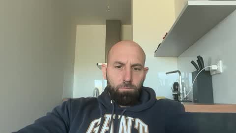 Snapshot of tommyx01 chatting on September 2025 07:08:01 AM Thomas Fit online show from September 2025 07:08:01 AM