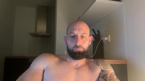 Snapshot of tommyx01 chatting on September 2025 08:42:02 PM Thomas Fit online show from September 2025 08:42:02 PM