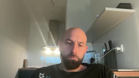 Snapshot of tommyx01 chatting on September 2025 06:02:02 AM Thomas Fit online show from September 2025 06:02:02 AM