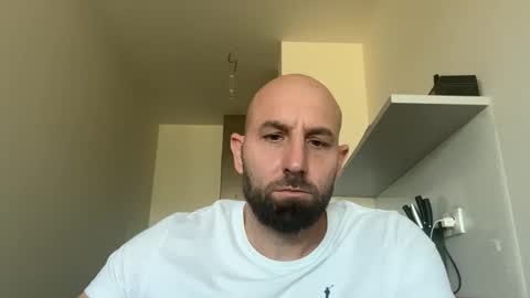 Snapshot of tommyx01 chatting on September 2025 09:11:02 AM Thomas Fit online show from September 2025 09:11:02 AM