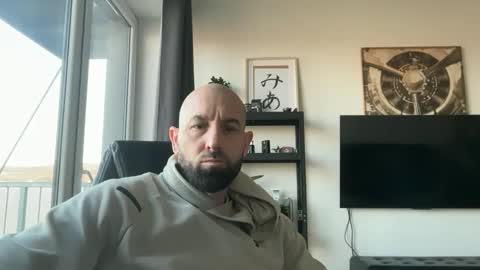 Snapshot of tommyx01 chatting on November 2025 07:41:01 AM Thomas Fit online show from November 2025 07:41:01 AM