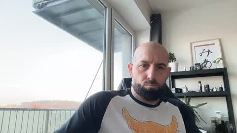 Snapshot of tommyx01 chatting on November 2025 07:33:02 AM Thomas Fit online show from November 2025 07:33:02 AM