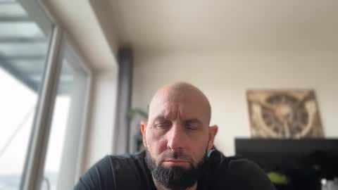 Thomas Fit online show from February 2026 12:01:01 PM