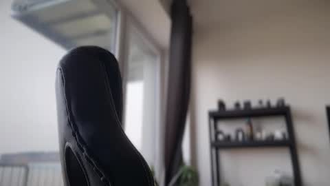 Thomas Fit online show from March 2026 12:21:01 PM