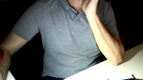 Snapshot of tomtom02029 chatting on January 2025 04:39:01 PM Tom online show from January 2025 04:39:01 PM