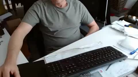 Tom online show from March 2026 01:15:02 PM