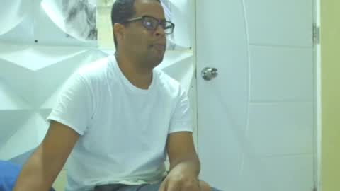 Antonio online show from February 2025 12:26:02 PM