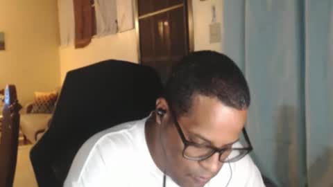 Antonio online show from March 2026 01:42:01 AM