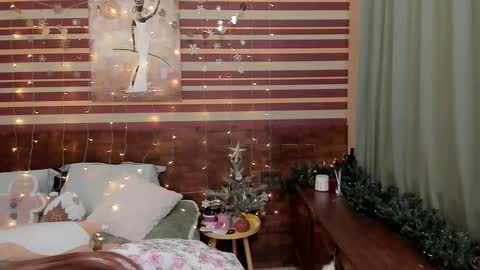 Snapshot of tonimua chatting on January 2026 05:32:01 AM Milana online show from January 2026 05:32:01 AM