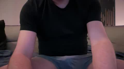 Snapshot of tonisun chatting on March 2026 08:48:02 PM tonisun online show from March 2026 08:48:02 PM