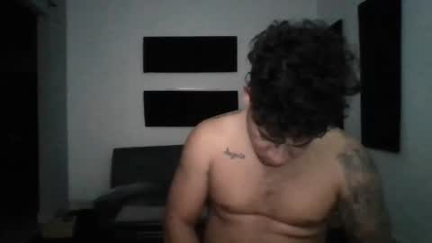 Snapshot of tony19c chatting on January 2025 09:57:01 AM toni online show from January 2025 09:57:01 AM