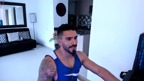 tony muscle1 online show from January 2025 08:58:01 PM