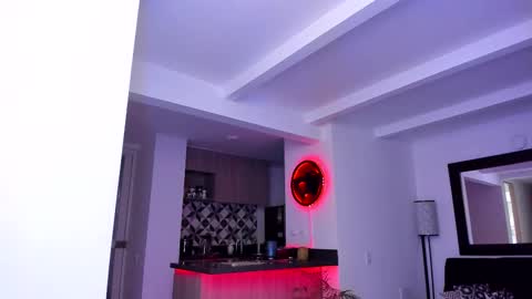 tony muscle1 online show from March 2025 02:28:02 AM