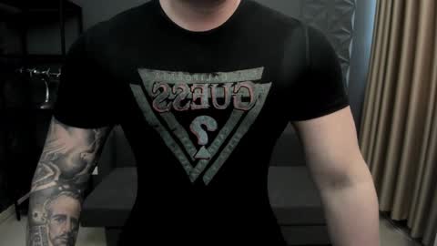 Snapshot of tonywilcoxx chatting on January 2025 09:02:02 AM TonyWilcox online show from January 2025 09:02:02 AM