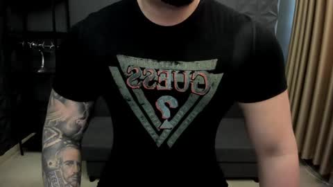 Snapshot of tonywilcoxx chatting on January 2025 09:46:01 AM TonyWilcox online show from January 2025 09:46:01 AM