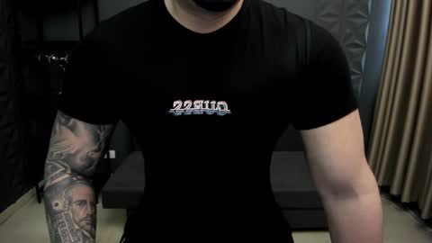 Snapshot of tonywilcoxx chatting on January 2025 12:05:02 PM TonyWilcox online show from January 2025 12:05:02 PM