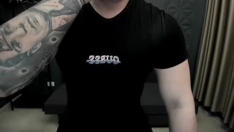 Snapshot of tonywilcoxx chatting on February 2025 12:26:02 PM TonyWilcox online show from February 2025 12:26:02 PM