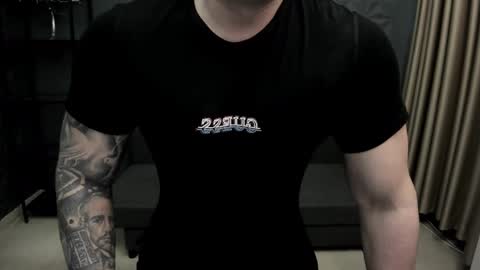 Snapshot of tonywilcoxx chatting on February 2025 06:58:02 AM TonyWilcox online show from February 2025 06:58:02 AM