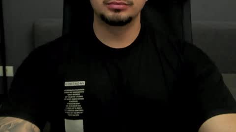 Snapshot of tonywilcoxx chatting on February 2025 11:44:02 AM TonyWilcox online show from February 2025 11:44:02 AM