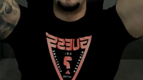 Snapshot of tonywilcoxx chatting on February 2025 06:19:01 AM TonyWilcox online show from February 2025 06:19:01 AM