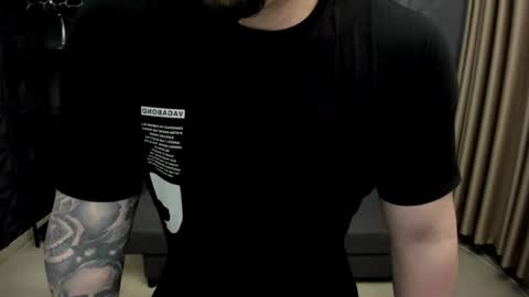 Snapshot of tonywilcoxx chatting on February 2025 05:42:02 AM TonyWilcox online show from February 2025 05:42:02 AM