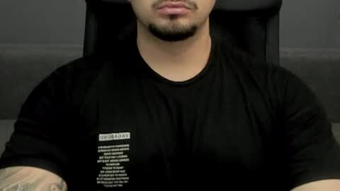 Snapshot of tonywilcoxx chatting on February 2025 12:28:01 PM TonyWilcox online show from February 2025 12:28:01 PM