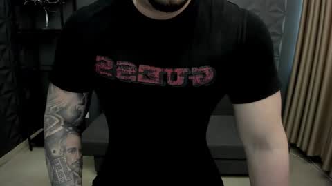 Snapshot of tonywilcoxx chatting on February 2025 09:11:02 AM TonyWilcox online show from February 2025 09:11:02 AM