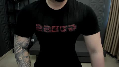 Snapshot of tonywilcoxx chatting on February 2025 12:16:02 PM TonyWilcox online show from February 2025 12:16:02 PM