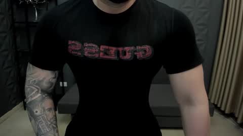 Snapshot of tonywilcoxx chatting on February 2025 04:58:02 AM TonyWilcox online show from February 2025 04:58:02 AM