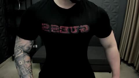 Snapshot of tonywilcoxx chatting on February 2025 02:20:02 PM TonyWilcox online show from February 2025 02:20:02 PM