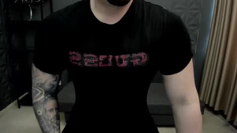 Snapshot of tonywilcoxx chatting on March 2025 11:07:02 AM TonyWilcox online show from March 2025 11:07:02 AM