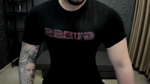 Snapshot of tonywilcoxx chatting on March 2025 05:14:02 AM TonyWilcox online show from March 2025 05:14:02 AM