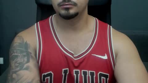 Snapshot of tonywilcoxx chatting on September 2025 05:19:02 AM TonyWilcox online show from September 2025 05:19:02 AM