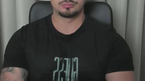 Snapshot of tonywilcoxx chatting on September 2025 05:35:02 AM TonyWilcox online show from September 2025 05:35:02 AM