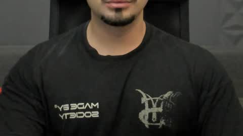 Snapshot of tonywilcoxx chatting on October 2025 05:49:02 AM TonyWilcox online show from October 2025 05:49:02 AM