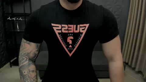 Snapshot of tonywilcoxx chatting on November 2025 05:40:01 AM TonyWilcox online show from November 2025 05:40:01 AM